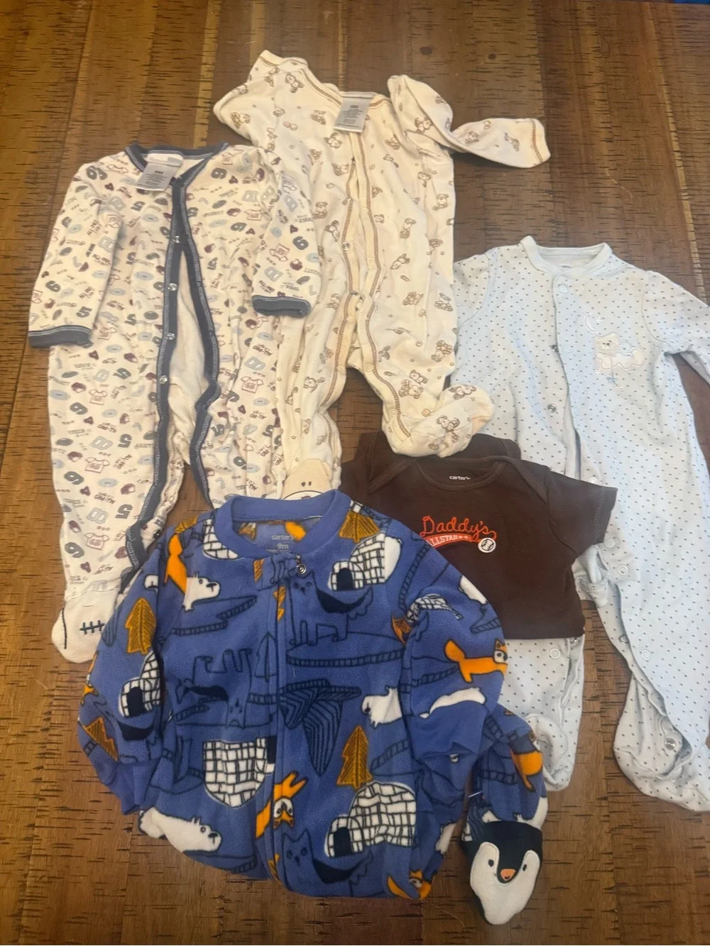 Carter's etc 9 month Printed Fleece & Mixed Neutral Baby One-Piece Sleepers Set